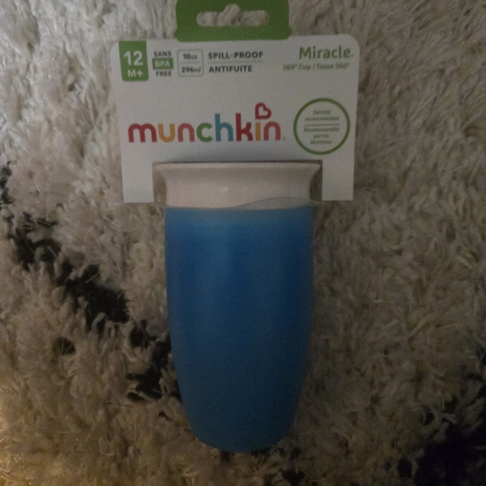 New blue 360 munchkin cup